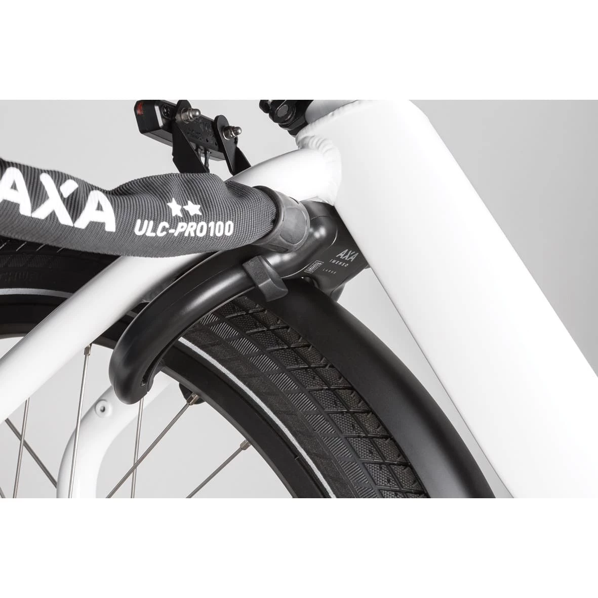 AXA Imenso Retractable Rahmenschloss - Hochsicheres Fahrradschloss mit innovativem Einziehschnell 6 AXA Imenso Retractable Rahmenschloss - Hochsicheres Fahrradschloss mit innovativem Einziehschnell – Bild 6