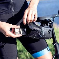 Ortlieb Micro Two Satteltasche - Hochwertige Fahrradtasche für jeden Einsatz -E-Bikes Verkaufsgeschäft ortlieb micro two satteltasche 2021 p 307569 6